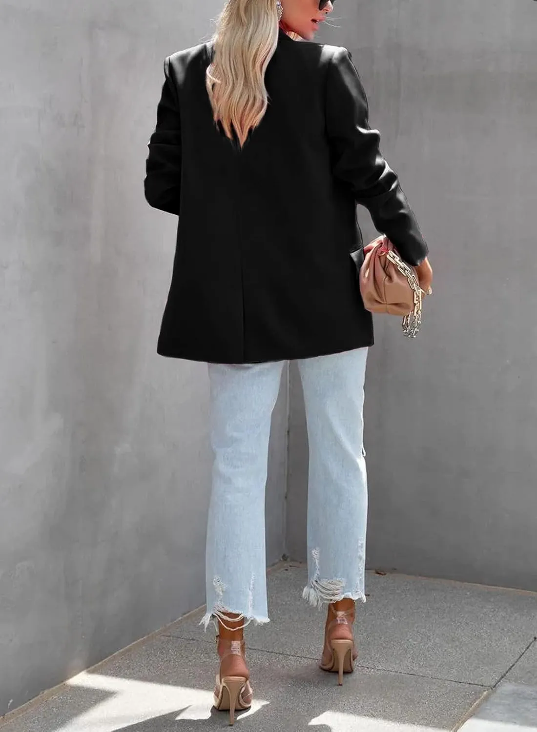 ARTFREE Womens Casual Blazer Button Lapel Long Sleeve Work Business Fashion Blazers Jackets Outfits with Pockets