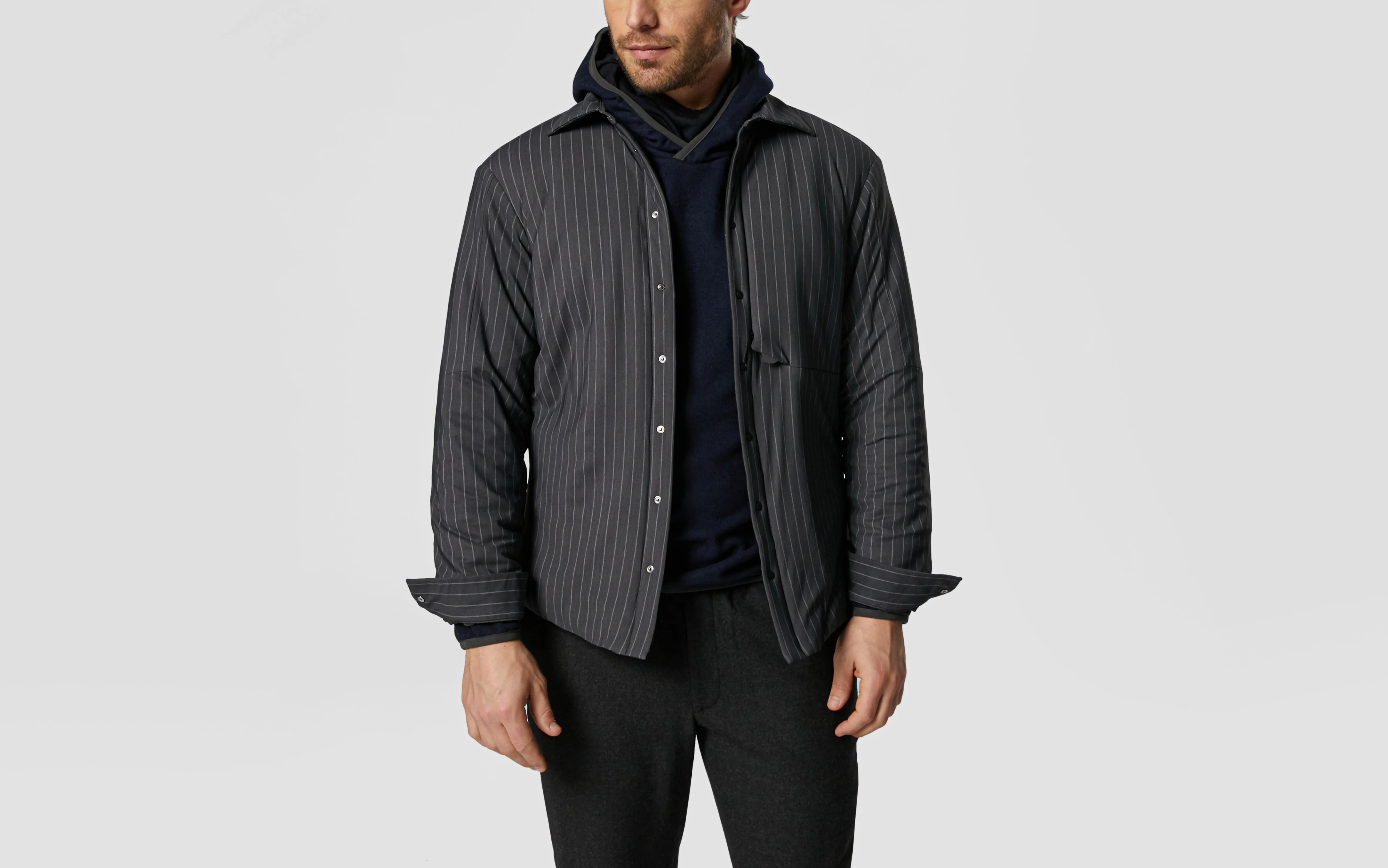 Gate Padded - Dark Grey