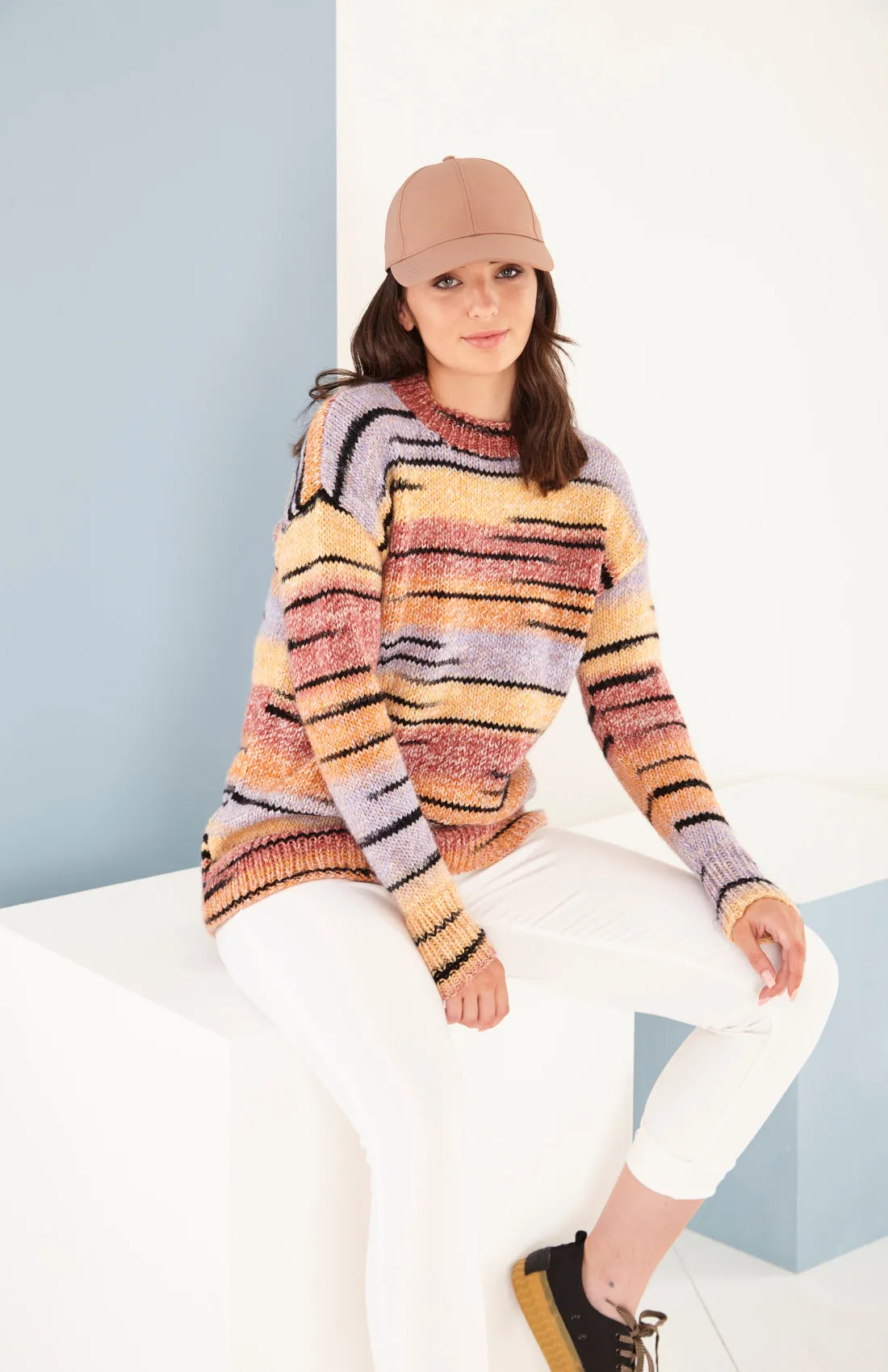 King Cole Chunky Knitting Pattern - Ladies Sweaters (5929)