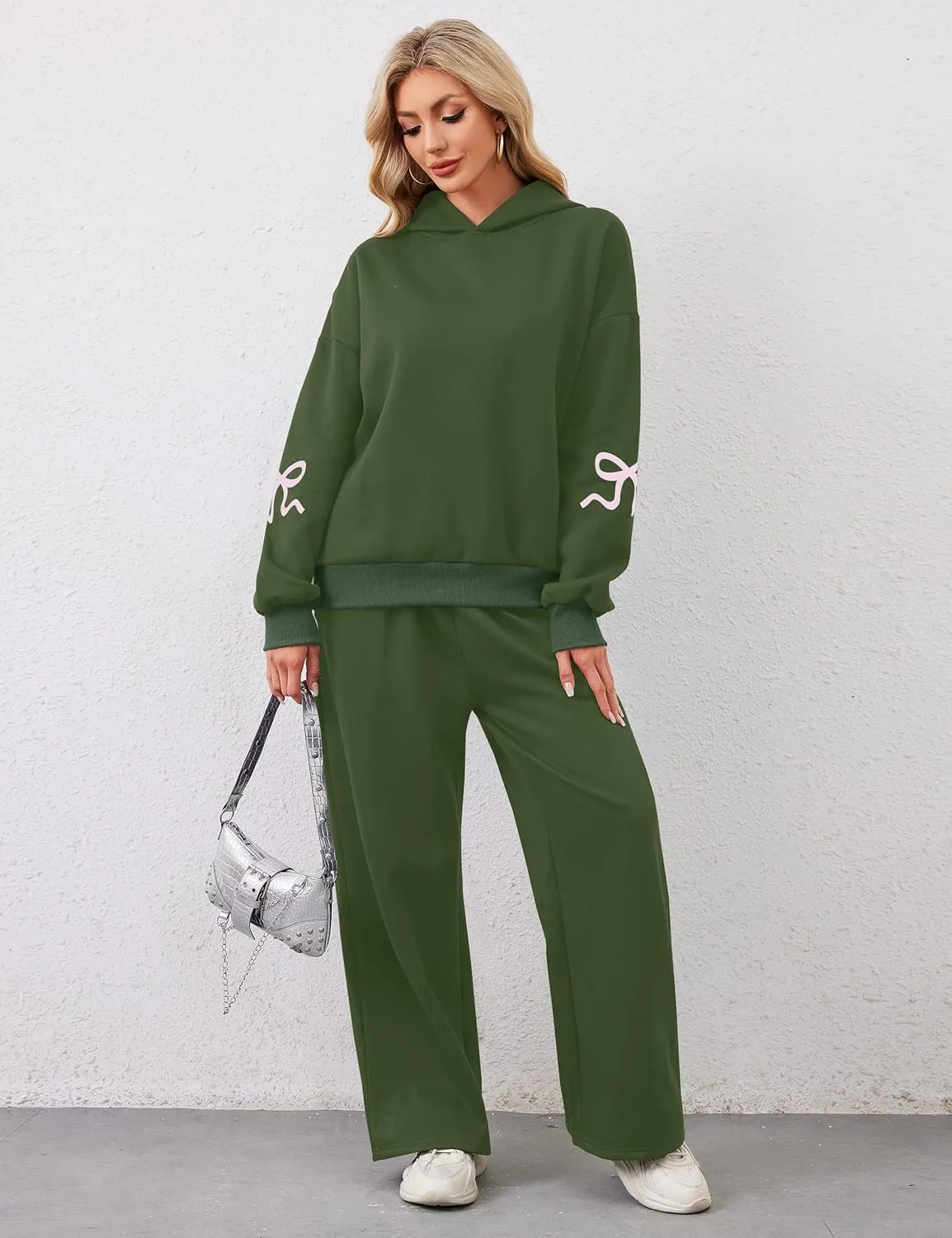 Livtany Women's 2 Piece Outfits Bow Trim Print Hoodie Sweatsuit Sets Oversized Sweatshirt Wide Leg Sweatpants With Pockets