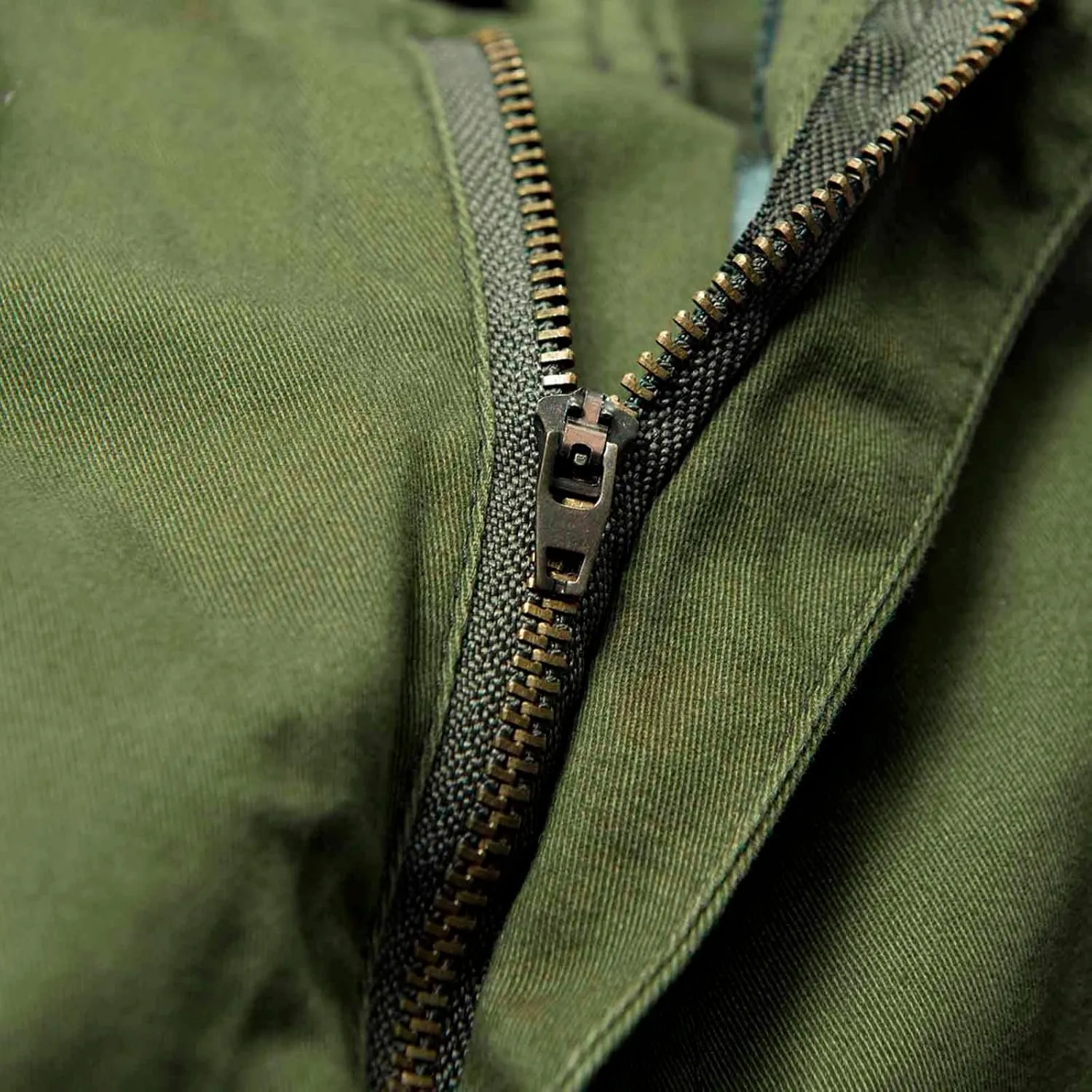 Mens Casual Cargo Pants Workout Joggers Ring Hole Expandable Waist Waistband Work Pants Baggy Pockets Hiking Pants