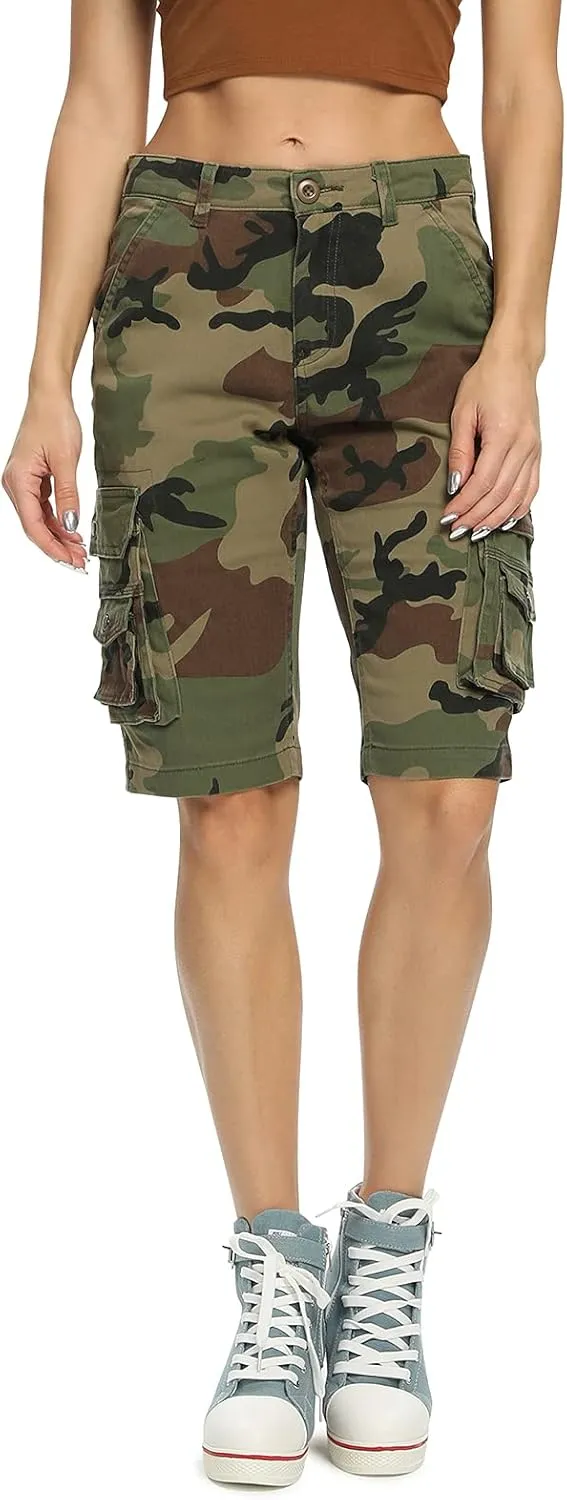 OCHENTA Women's Casual Multi-Pockets Bermuda Cargo Shorts Camo Knee Length Summer Hiking Shorts
