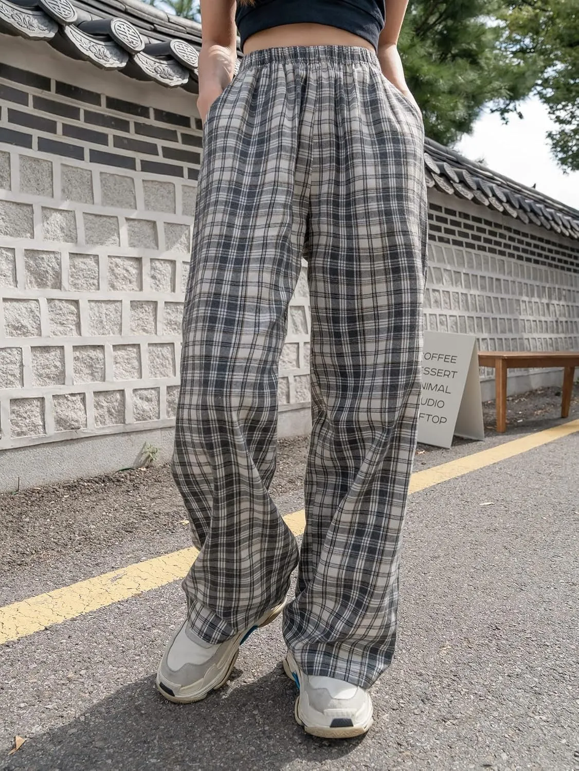 OYOANGLE Women's Plaid High Elastic Waist Wide Straight Leg Pants Trousers with Pocket