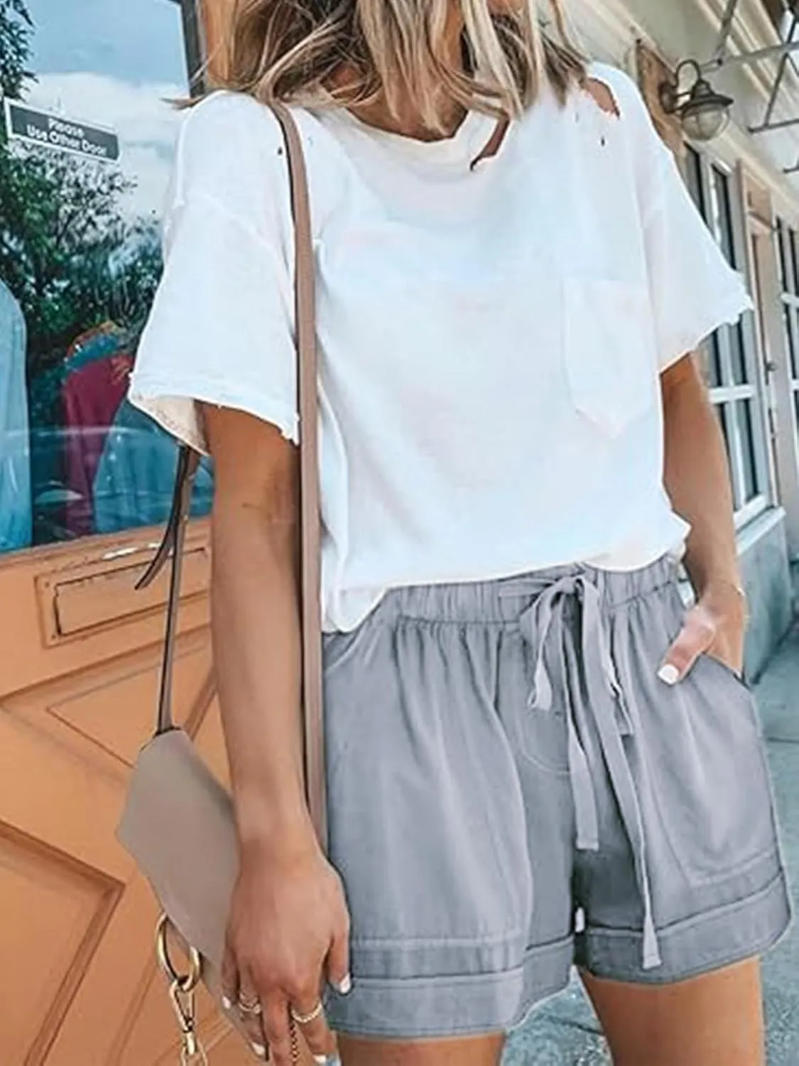 Womens Elastic Waist Drawstring Shorts Summer Lightweight Beach Shorts Comfy Casual Short Pants with Pockets
