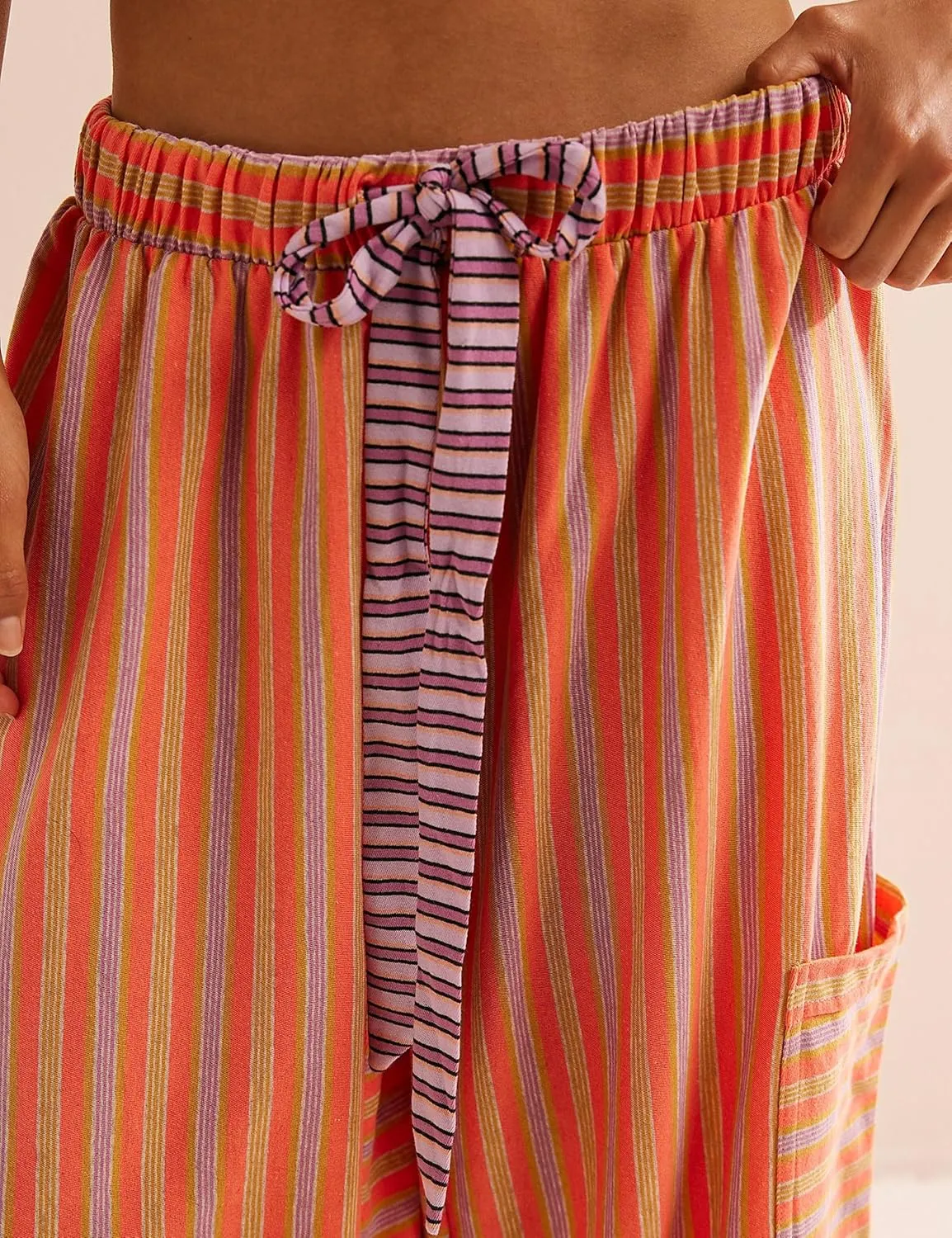 Women's Low Rise Striped Wide Leg Pants Loose Fit Drawstring Waist Striped Lounge Palazzo Pants with Pockets